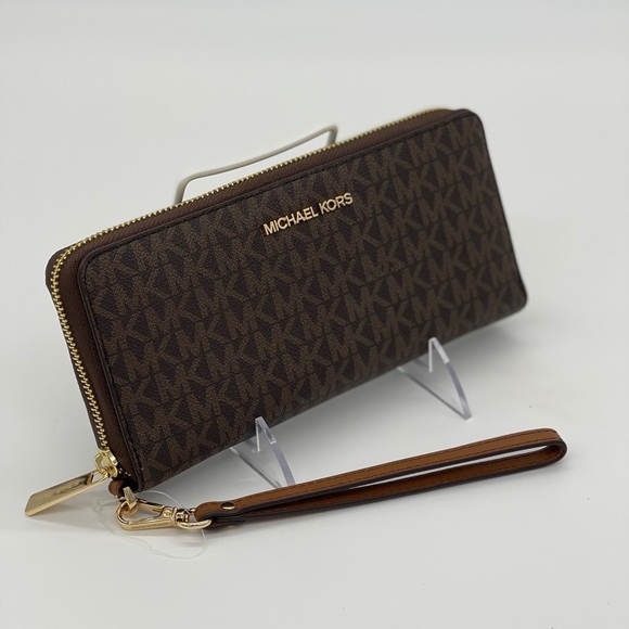 Michael Kors LG Continental Wallet - Picture 1 of 5